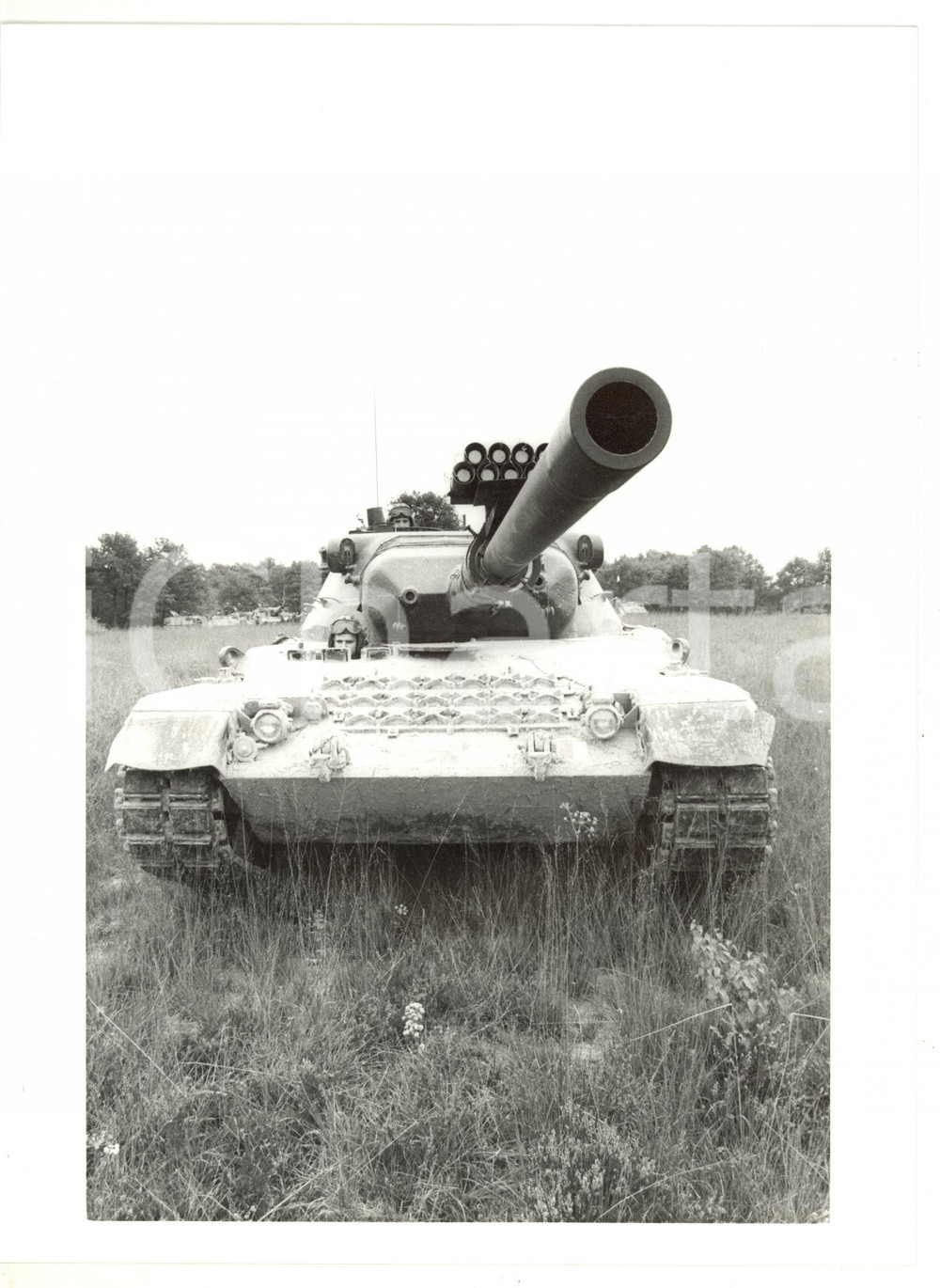 1990 ca ESERCITO ITALIANO Carro armato durante esercitazioni *Foto 18x24 cm