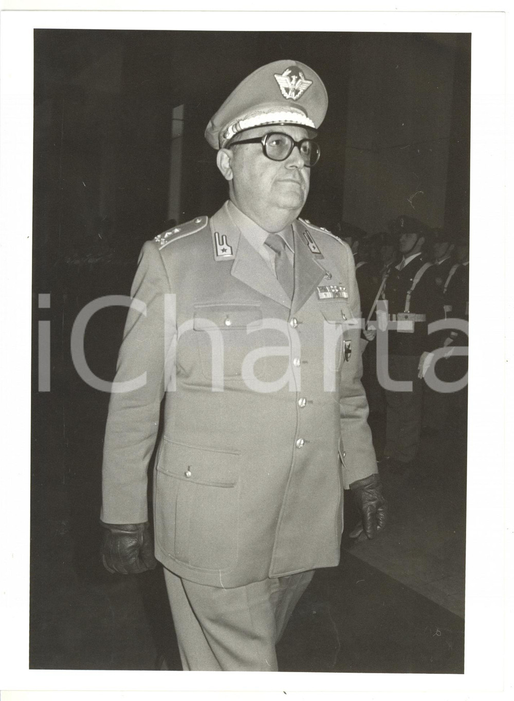 Fotografia d epoca originale 1990 ca ESERCITO ITALIANO Ritratto del Generale Giuliano OLIVA Foto 18x24 1