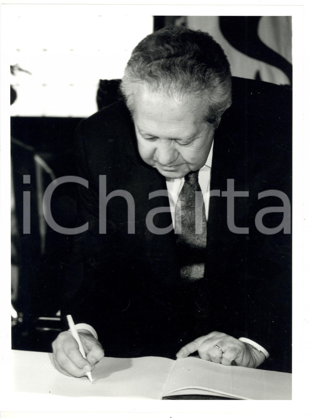 1991 FIRENZE Mário SOARES firma cittadinanza onoraria *Foto VINTAGE 18x24 cm