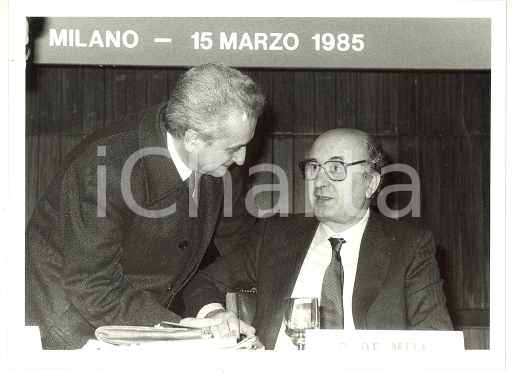 1985 MILANO Ciriaco DE MITA e Vittorino COLOMBO durante convegno DC *Foto 24x18
