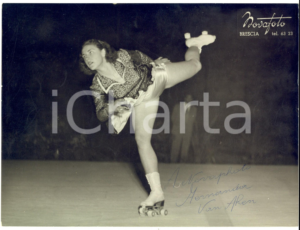 1955 ca ARTISTIC ROLLER SKATING Fernanda VAN AHREN - Photo AUTOGRAPH 24x18