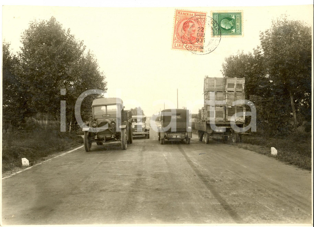 1931 Area di BERGAMO Autocarro fermo sulla statale con auto e ALFA ROMEO *Foto