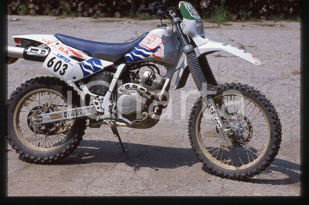 Fotografia d epoca originale GILERA J 125 TRIAL  MOTORI 1995 ca 35 mm vintage slide 9 1