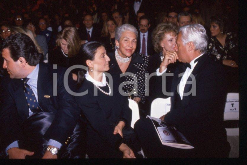 Giorgio ARMANI e Maria Pia FANFANI - 1990 ca * 35 mm vintage slide
