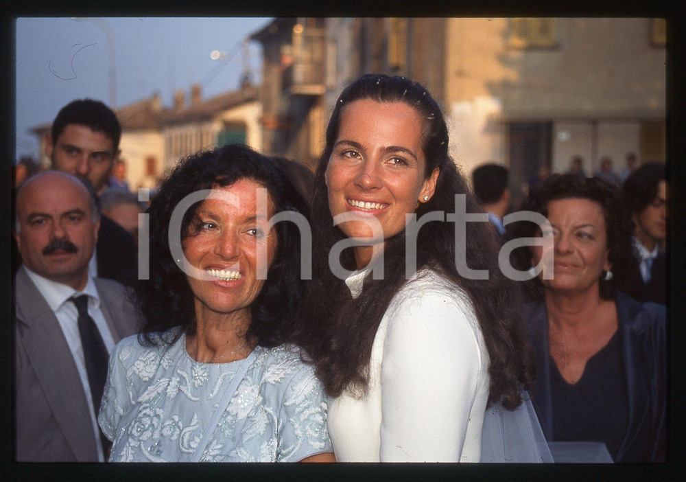 Matrimonio Roberta ARMANI - Maria Pia DOMINICIS - 1997 * 35 mm vintage slide