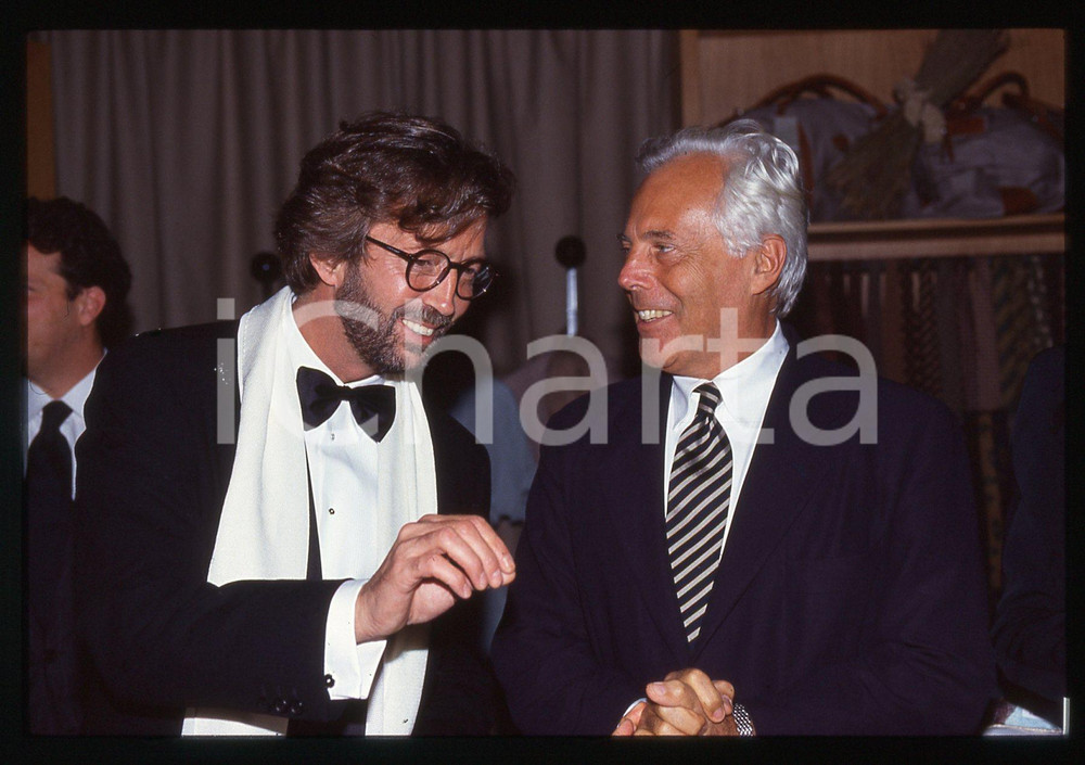 MODA Giorgio ARMANI ed Eric CLAPTON - NEW YORK 1993 * 35mm vintage slide 8