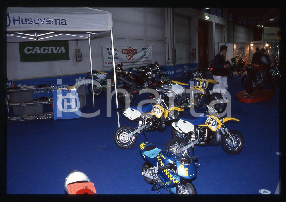 Fotografia d epoca originale MOTOCLUB LAZZATE Campionato TRIAL INDOOR  MILANO 2000 35 mm vintage slide 38 1