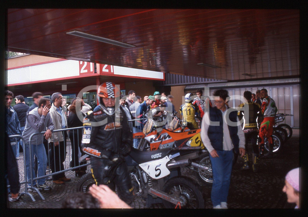MOTOCLUB LAZZATE - Campionato TRIAL INDOOR - MILANO 2000 35 mm vintage slide 43