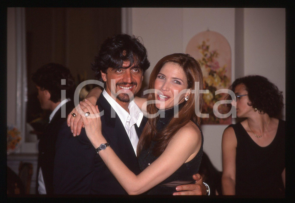 Valerio STAFFELLI e Melba RUFFO - COSTUME 1995 ca 35 mm vintage slide 2