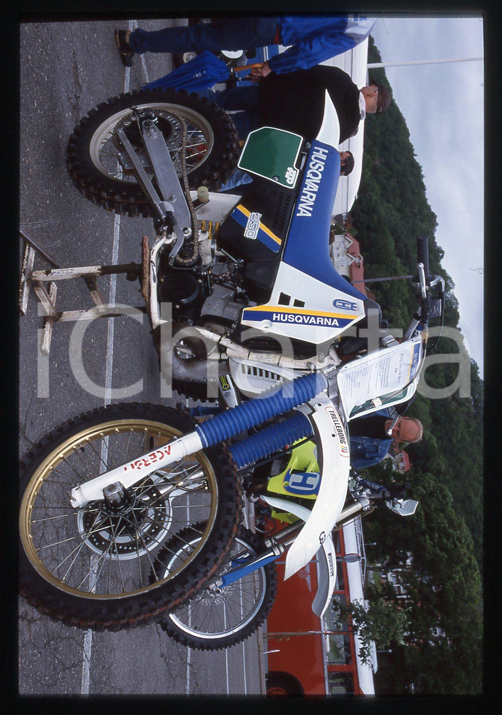 HUSQVARNA CR 250 CC 1986 - HUSKVARNA 2003 35 mm vintage slide