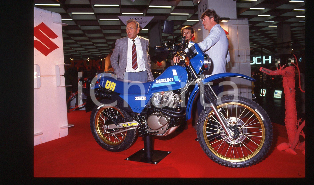 SUZUKI 250S DR - COLONIA 1984 35 mm vintage slide