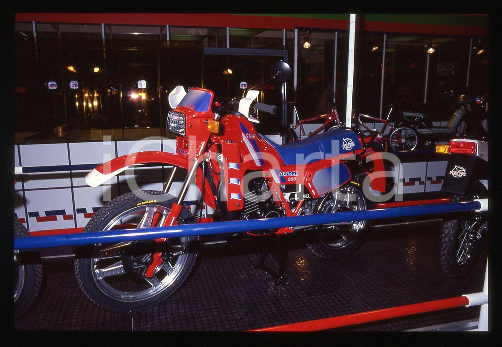 FANTIC RAIDER 250 - COLONIA 1984 35 mm vintage slide