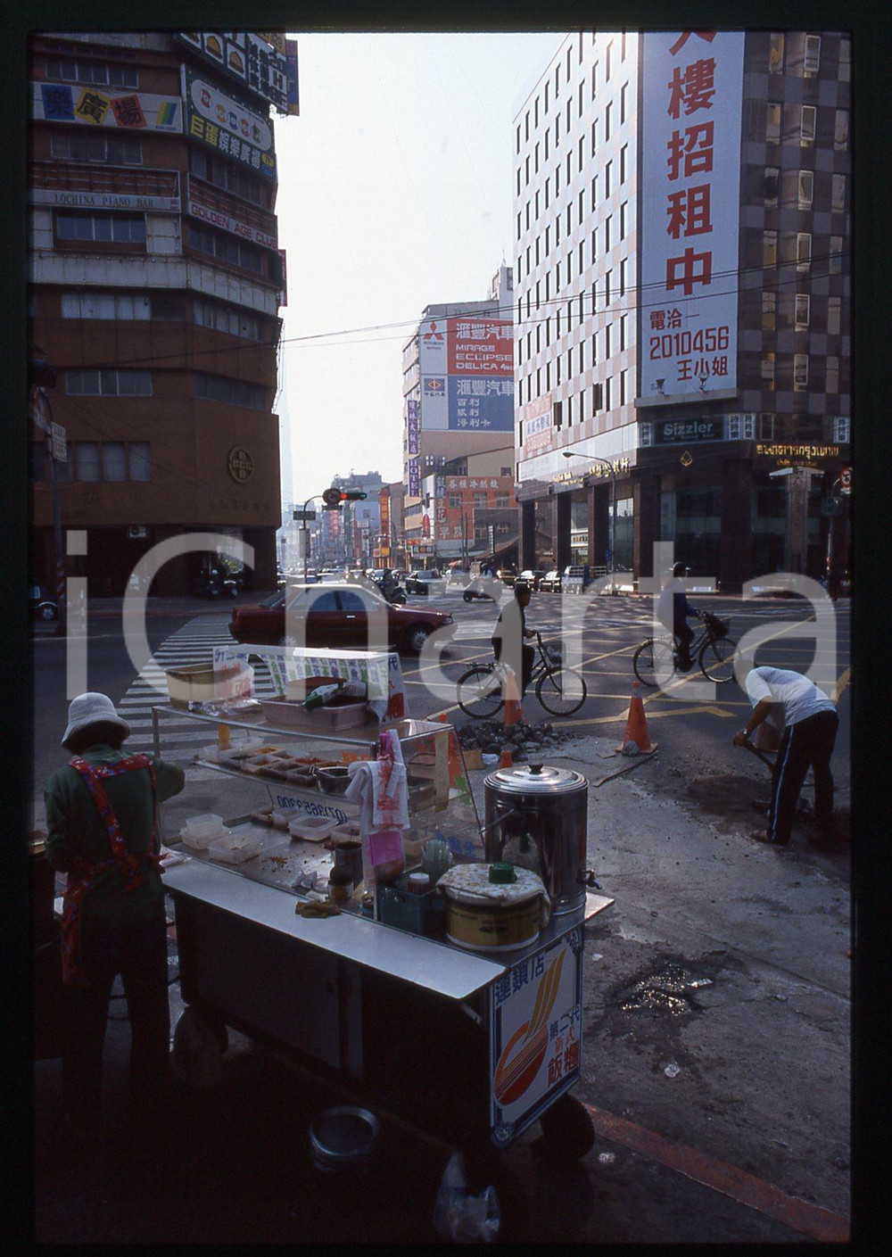 Crossroad - TAIPEI 1989 35 mm vintage slide