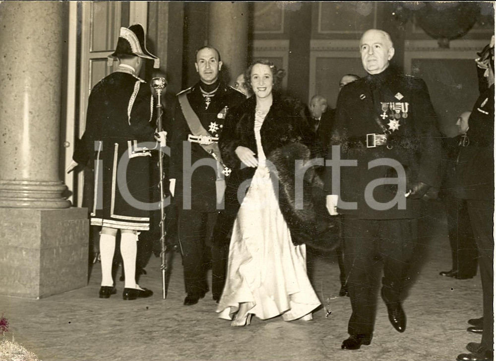 Fotografia d'epoca originale 1938 VENEZIA La Duchessa di GENOVA inaugura LA FENICE 1
