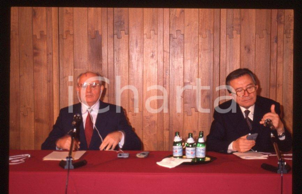 Fotografia d epoca originale 35mm vintage slide 1989 MILANO Michail GORBACHEV Giulio ANDREOTTI 2 1