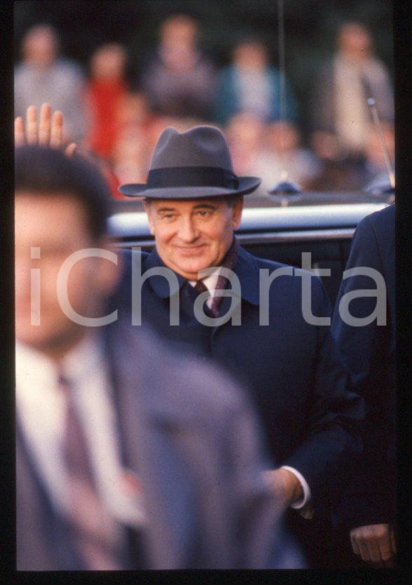 Fotografia d epoca originale 35mm vintage slide 1989 MILANO Michail GORBACHEV  Arrivo in auto 1 1