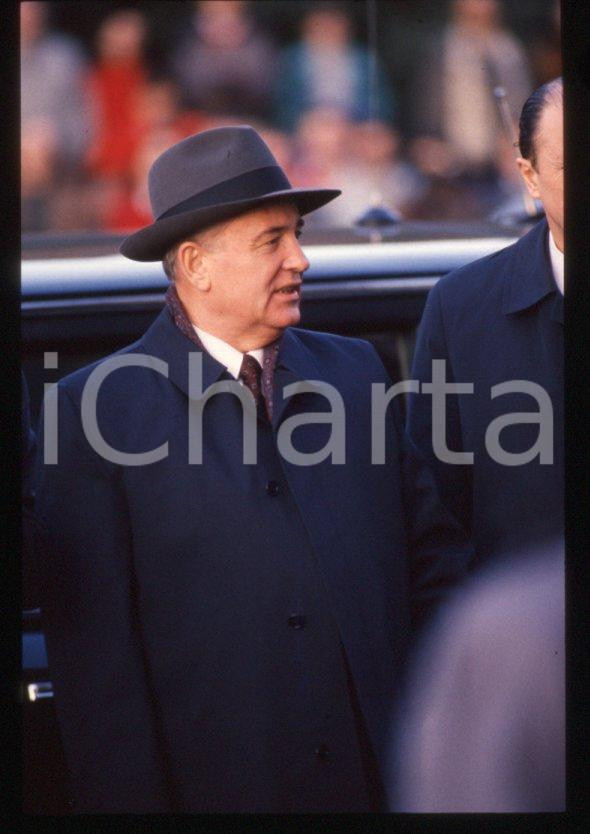 Fotografia d epoca originale 35mm vintage slide 1989 MILANO Michail GORBACHEV  Arrivo in auto 4 1
