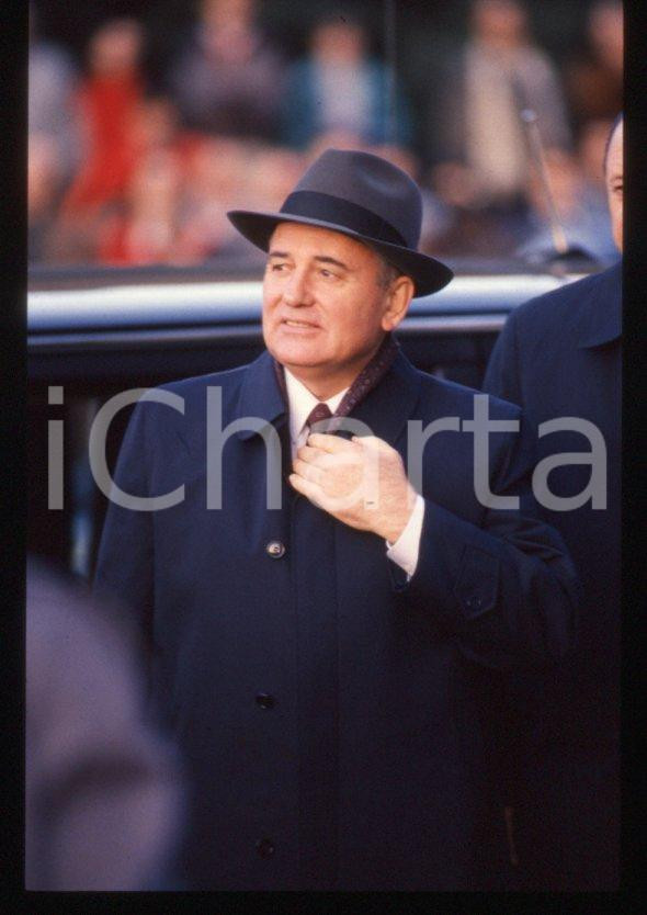 Fotografia d epoca originale 35mm vintage slide 1989 MILANO Michail GORBACHEV  Arrivo in auto 7 1