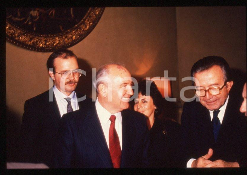Fotografia d epoca originale 35mm vintage slide 1989 MILANO Michail GORBACHEV Giulio ANDREOTTI 7 1