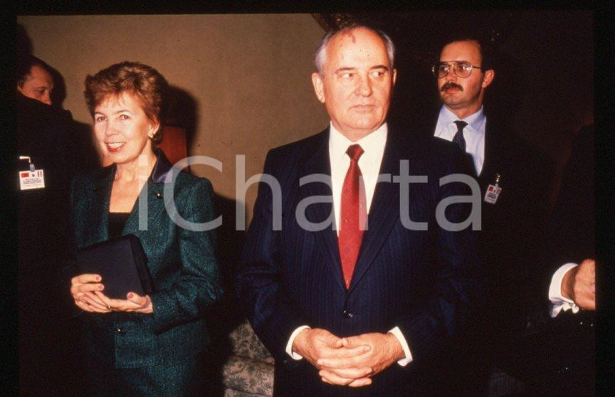 Fotografia d epoca originale 35mm vintage slide 1989 MILANO Michail GORBACHEV Raissa GORBACHEVA 2 1