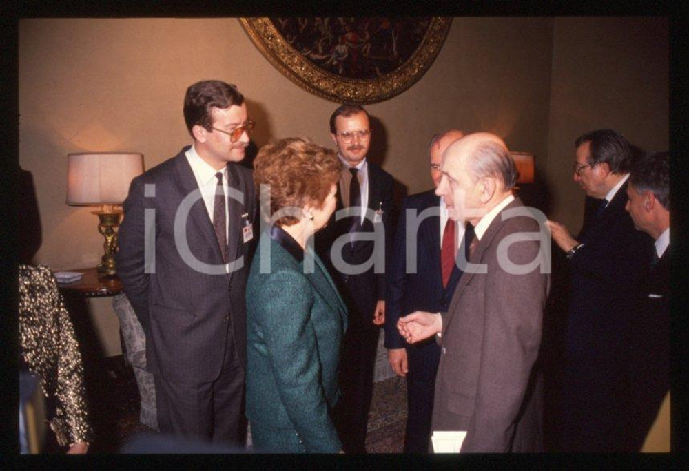 Fotografia d epoca originale 35mm vintage slide 1989 MILANO Michail GORBACHEV Raissa GORBACHEVA 1 1