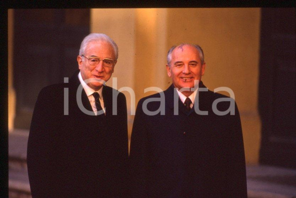 Fotografia d epoca originale 35mm vintage slide 1989 ROMA QUIRINALE Francesco COSSIGA Michail GORBACHEV 15 1