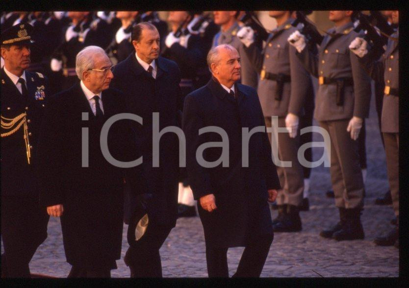 Fotografia d epoca originale 35mm vintage slide 1989 ROMA QUIRINALE Francesco COSSIGA Michail GORBACHEV 33 1