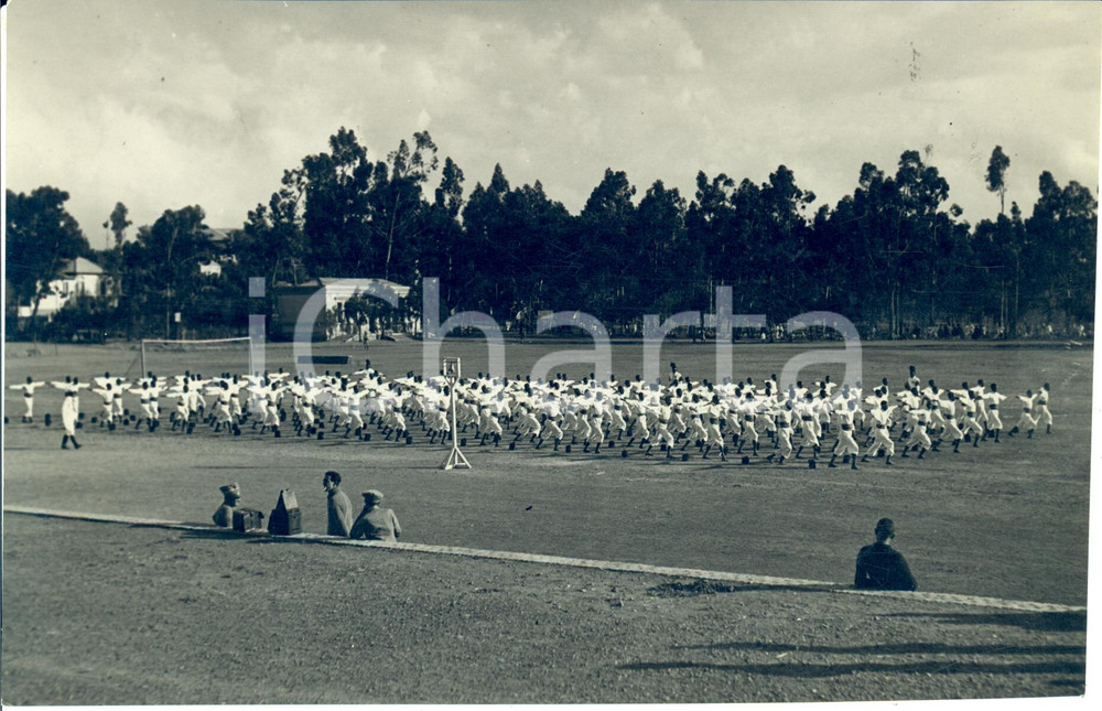 Fotografia d epoca originale 1935 ASMARA ERITREA Saggio ginnico degli ASCARI al campo sportivo Foto 1