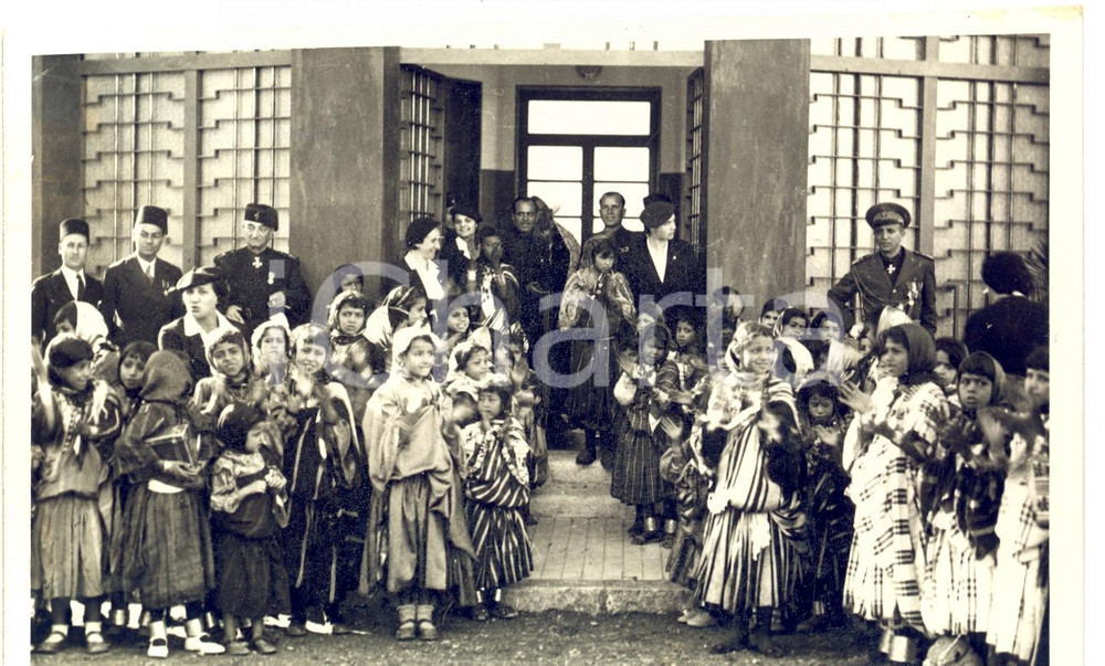 Fotografia d epoca originale 1937 AOI ADDIS ABEBA Bambine etiopi al 1Â° Annuale della Fondazione dell Impero 1