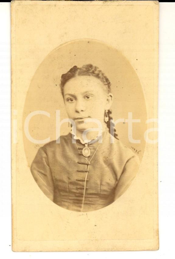 Fotografia d'epoca originale 1870 ca MONZA Ritratto di adolescente con la treccia *Foto Gerardo BIANCHI 1