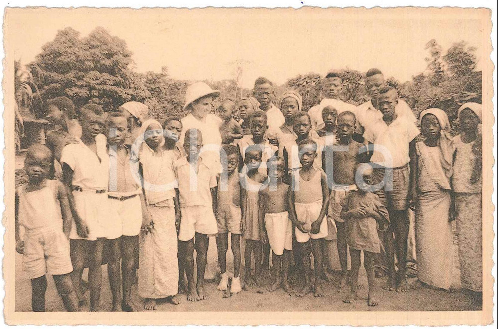 1930 ca LOMBOLOMBO - WAFANDA Groupe des enfants lépreux - Carte postale FP NV  Cartolina d'epoca, non viaggiata. FAIR/discreto Lievi smussature agli angoli Formato: 14x9 originale e autentica 1