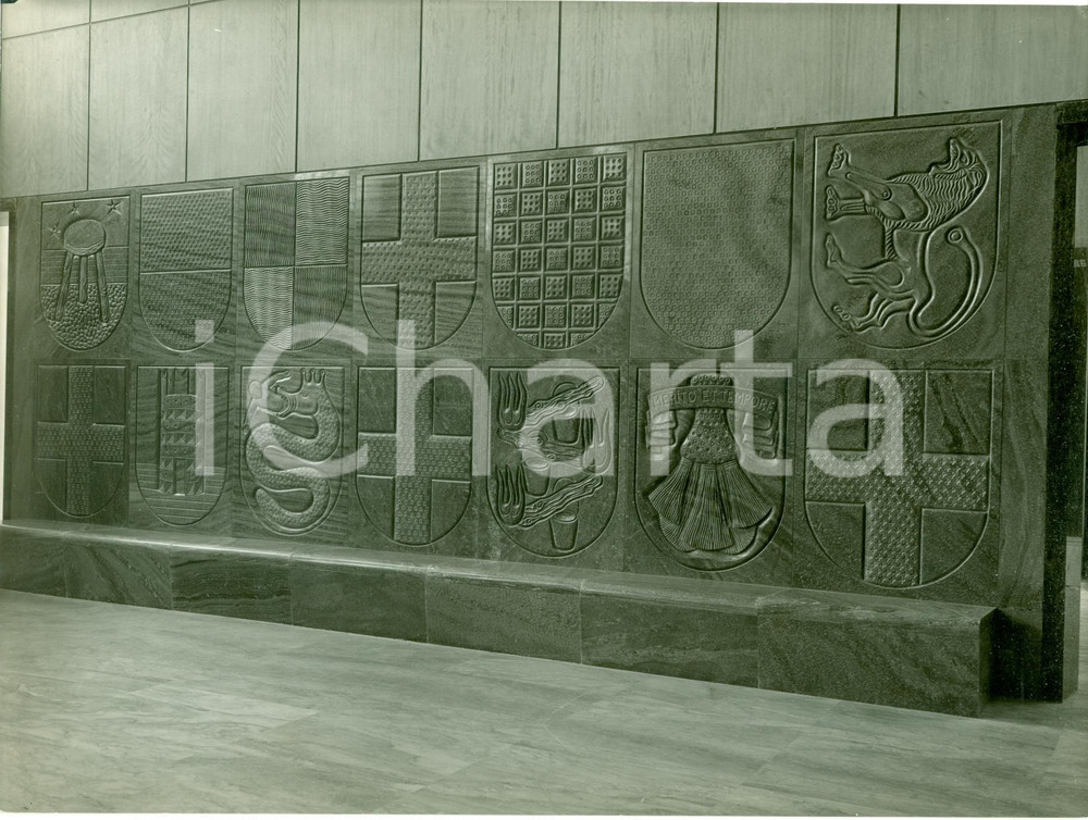Fotografia d epoca originale 1939 MILANO MOSTRA LEONARDESCA Aula Agnoldomenico PICA Stemmi Fausto MELOTTI 1 1