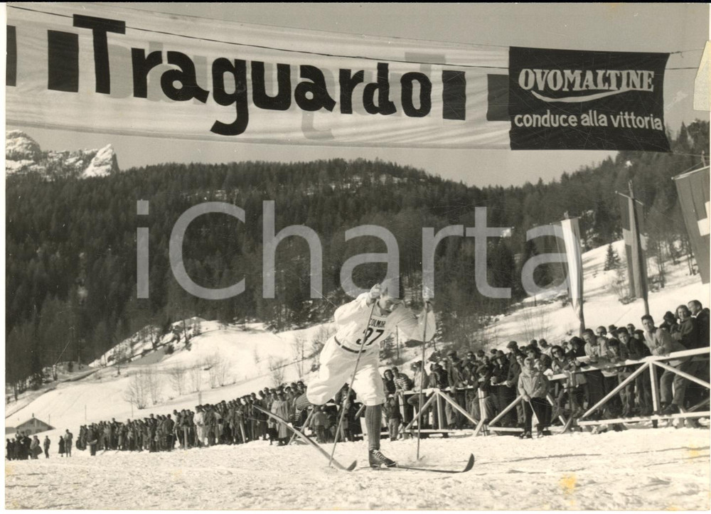 1955 CORTINA Internazionali SCI DI FONDO 15 KM - Per-Erik LARSSON al traguardo