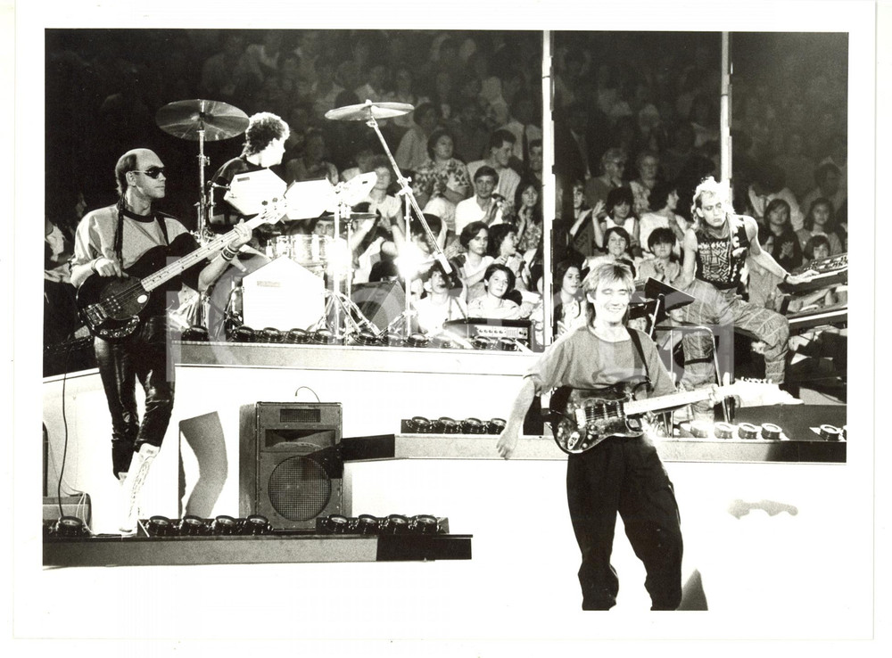1985 ca MUSICA La band inglese RE-FLEX sul palco *Foto 24x18 cm