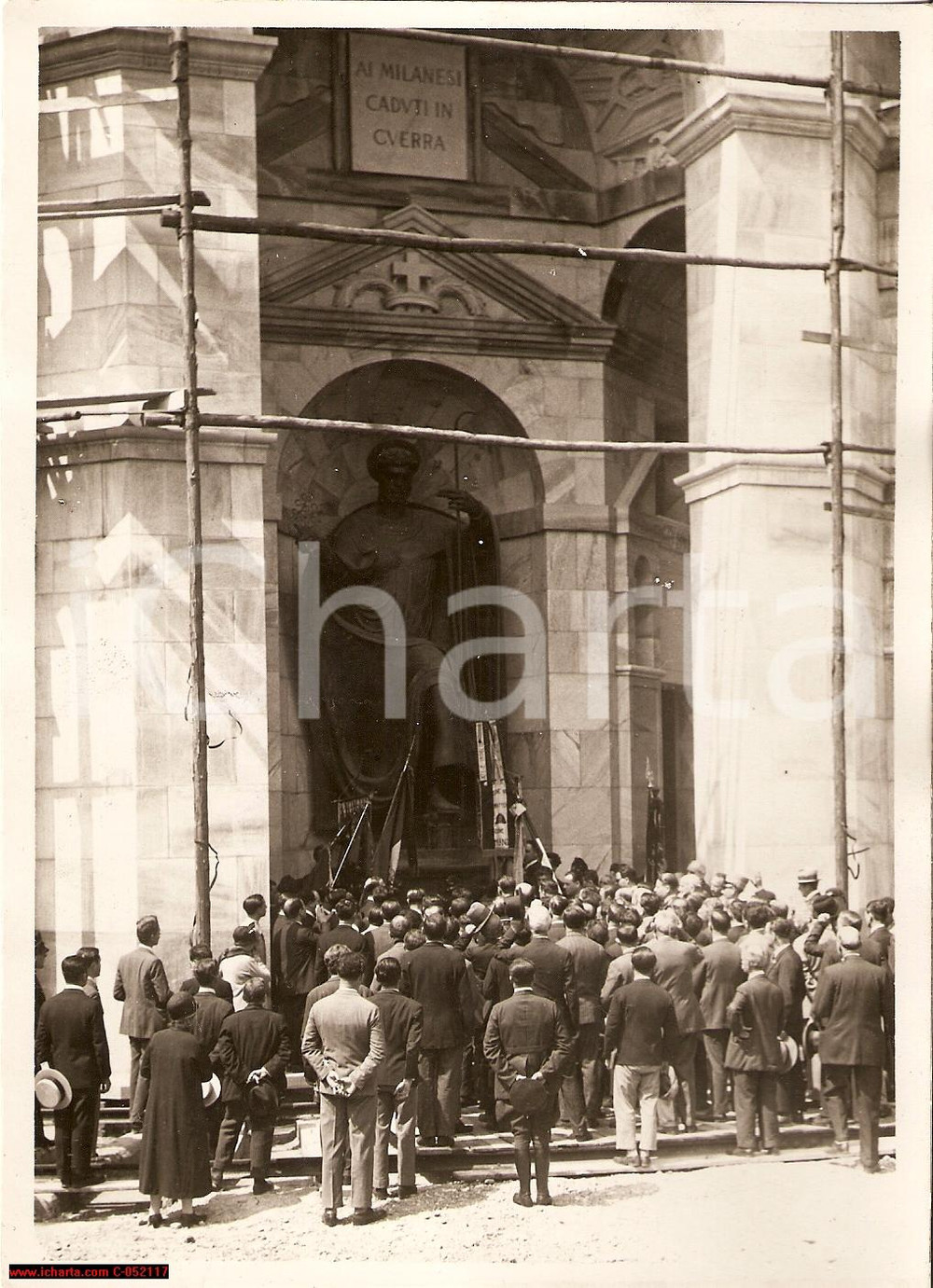 Fotografia d'epoca originale 1930 circa MILANO 24 maggio Sacrario CADUTI MILANESI 1