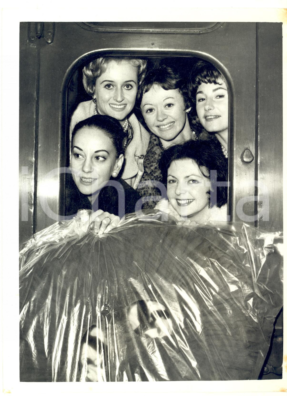 1961 LONDON Victoria Station - London's Festival Ballet leaving on Italian tour