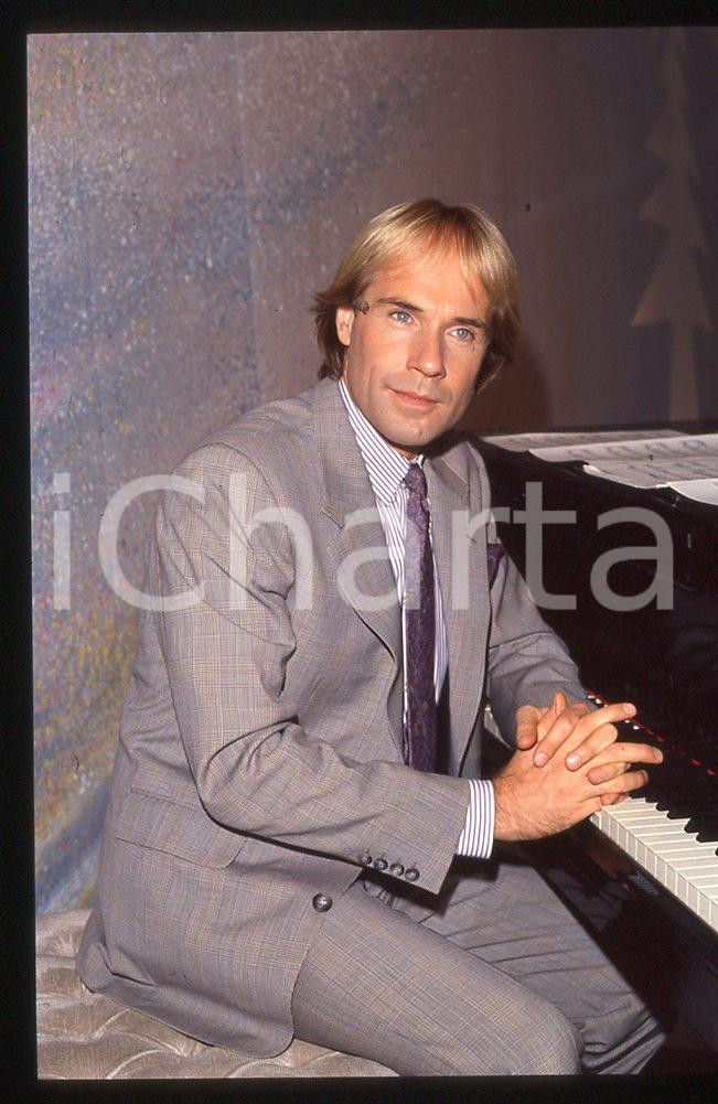 35mm vintage slide*1982 MUSICA Richard CLAYDERMAN concerto in salotto privato 16