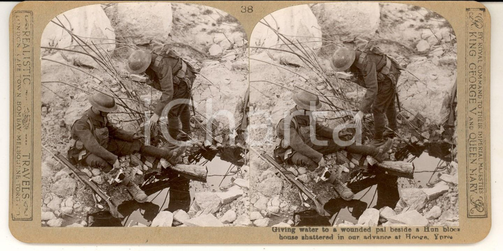 Fotografia d epoca originale 1918 WW1 THE GREAT WAR YPRES Water to a wounded pal Stereoscopic photo nÂ° 38 1