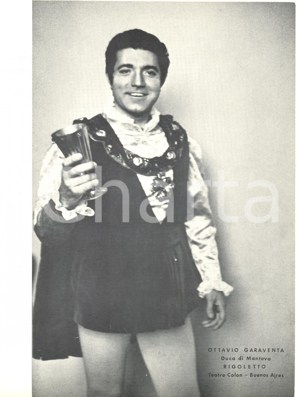 Fotografia d epoca originale 1975 ca BUENOS AIRES Teatro COLON Ottavio GARAVENTA interpreta duca di MANTOVA 1
