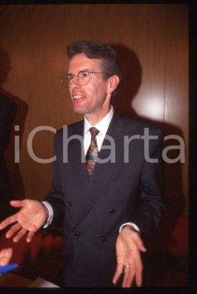 35mm vintage slide* 1995 ca MILAN Patrick GALLAGHER BRITISH TELECOM director (8)