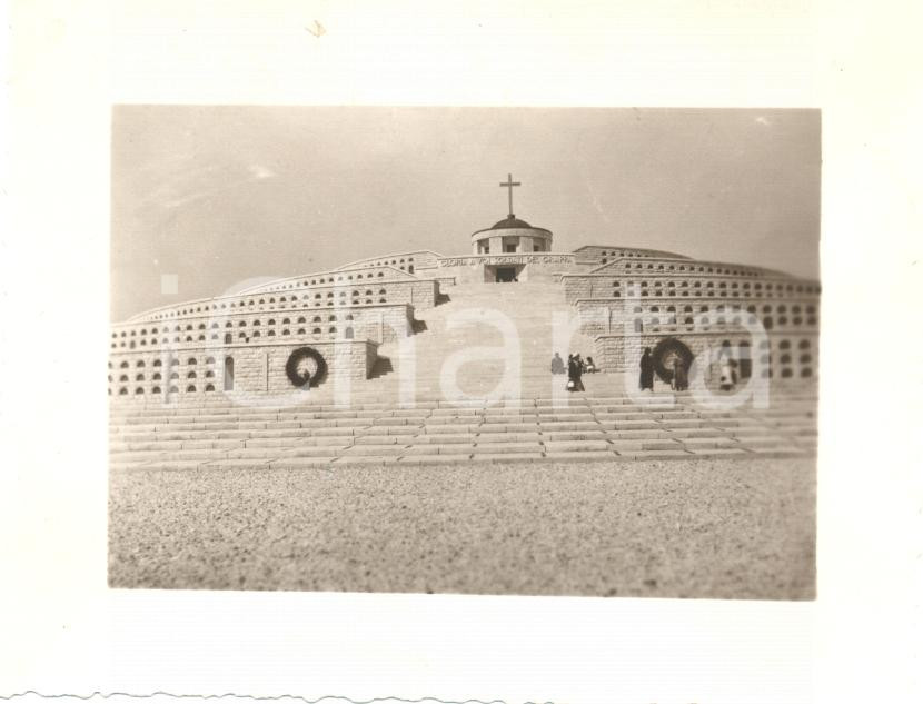 Fotografia d epoca originale 1936 MONTE GRAPPA Raduno 31 Reggimento Artiglieria SACRARIO veduta frontale 1