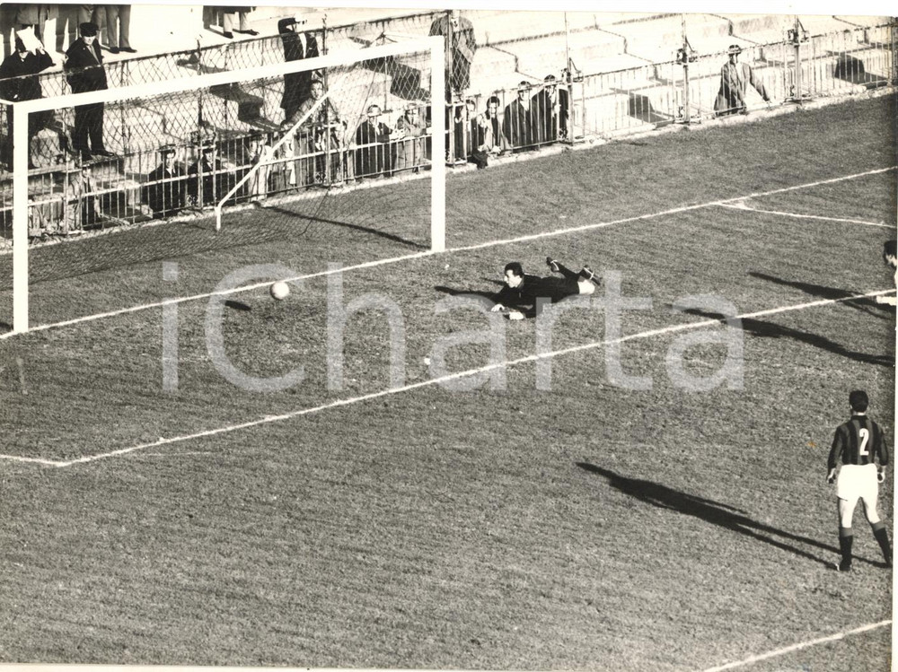 1959 MILANO CALCIO MILAN-BARCELLONA 0-2 Goal degli spagnoli - Foto 18x13 cm
