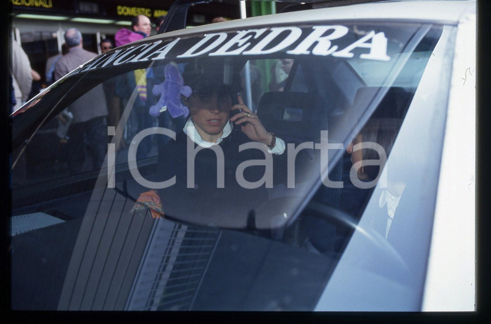 35mm vintage slide* 1996 ITALIA COSTUME Manuela DI CENTA al cellulare (7)