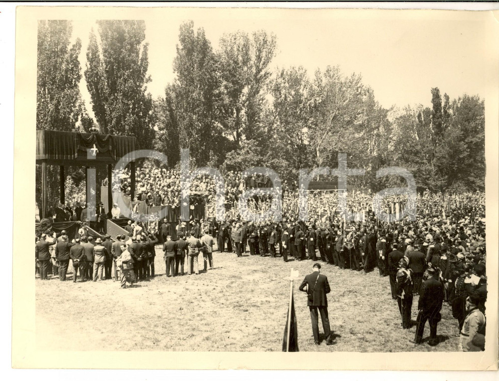 Fotografia d epoca originale 1930 ROMA Cerimonia in un parco con palco reale Fotografia 24x18 cm 1