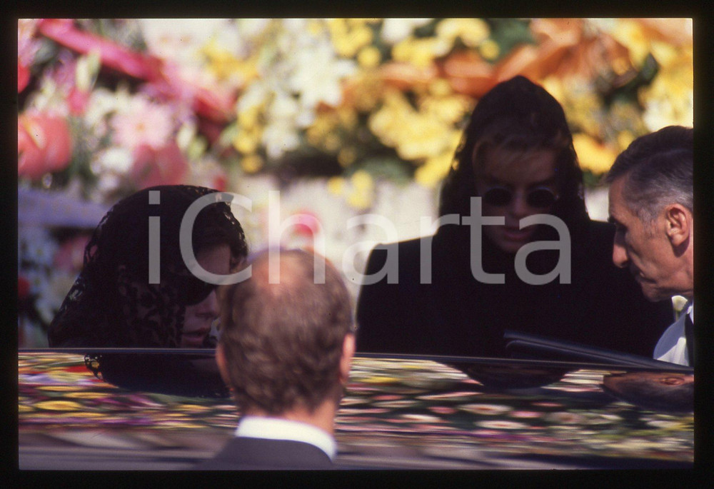 35mm vintage slide* 1990 PRINCIPATO DI MONACO Carolina e Stéphanie DI MONACO (3)