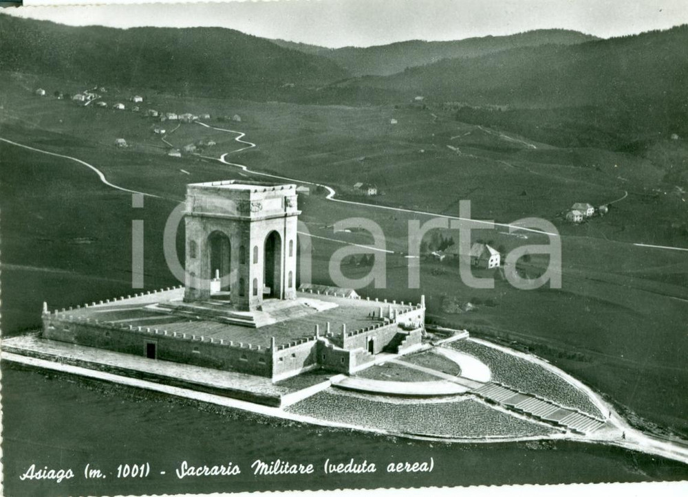 Cartolina originale da collezione 1960 ca ASIAGO (VI) Veduta aerea del Sacrario Militare 1