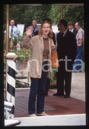 35mm vintage slide* 1998 ca VENICE Film Festival an actress Laura LINNEY (12)