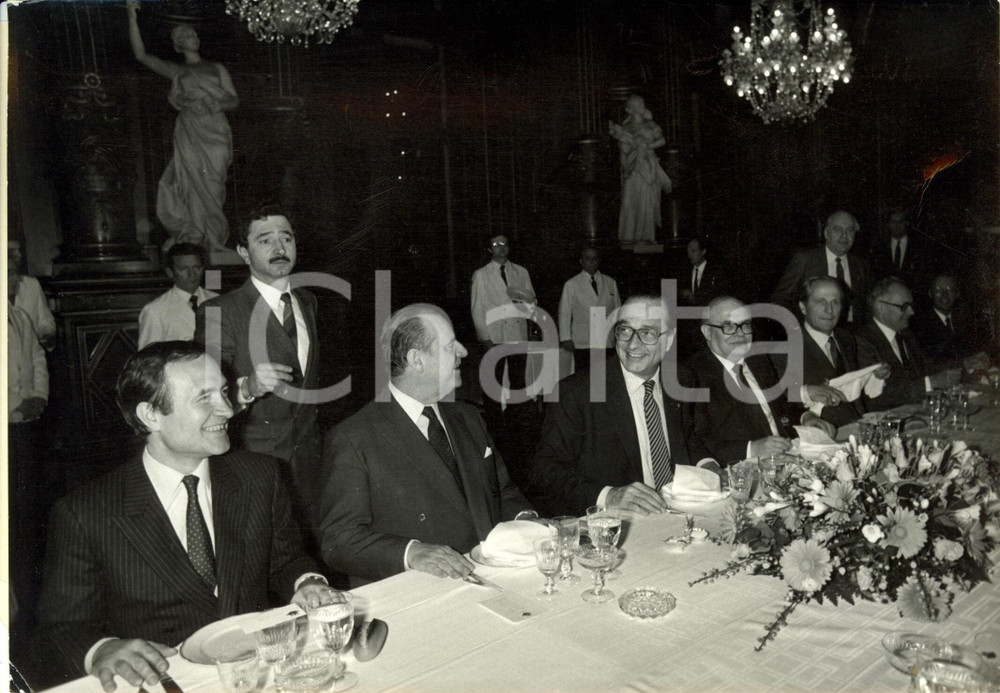 Fotografia d epoca originale 1985 PARIS F Hotel de Ville Jacques CHIRAC Raymond BARRE Dominique PADO Photo 1