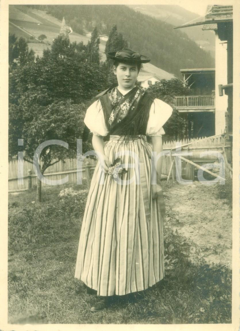 Cartolina originale da collezione 1940 ca COSTUMI ALTO ADIGE Sarner Tracht in VAL SARENTINO Cartolina FG NV 1
