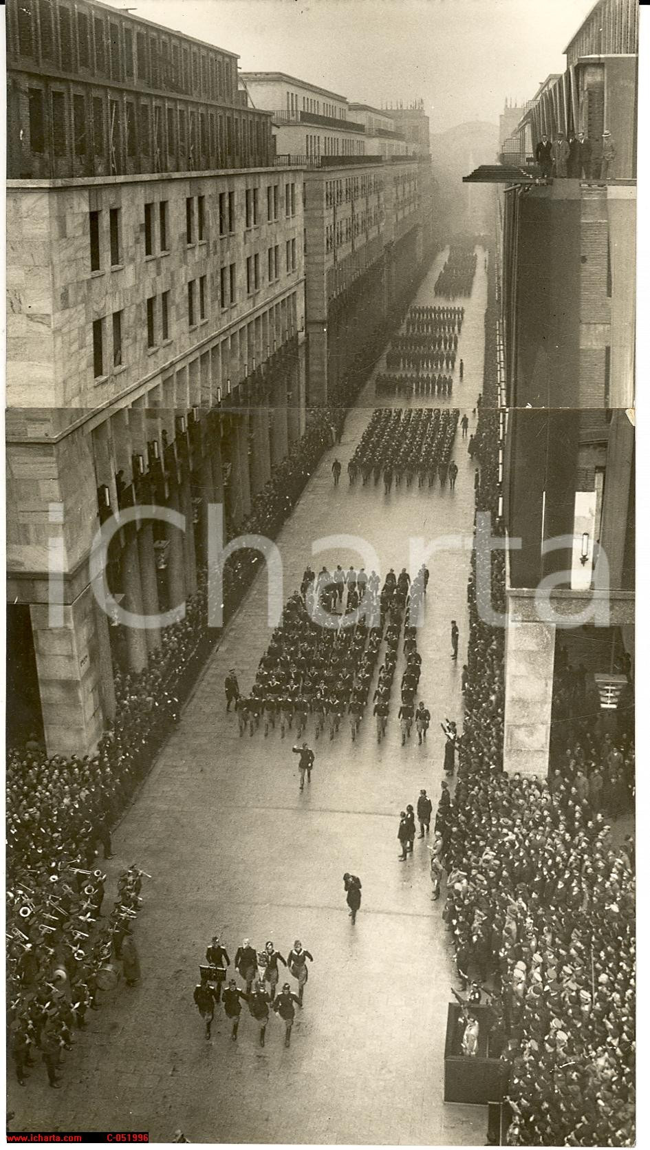 Fotografia d'epoca originale 1937 TORINO Inaugurazione Via Roma e rivista del Fascio 1